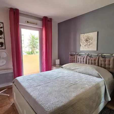 T3 Avec Balcon 5 Couchages * Fréjus